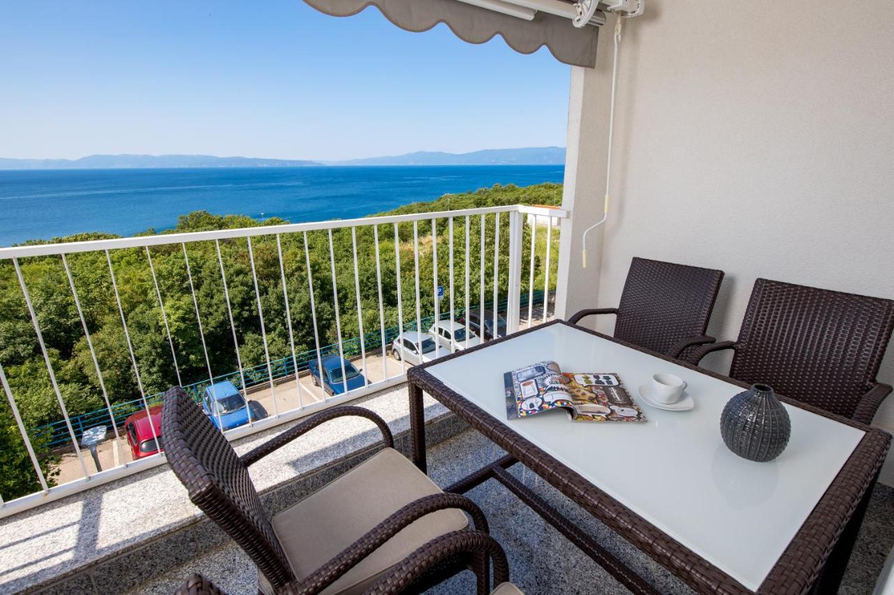 קוסטרנה Apartment Kvarner View מראה חיצוני תמונה