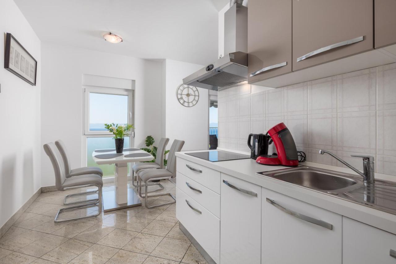 קוסטרנה Apartment Kvarner View מראה חיצוני תמונה