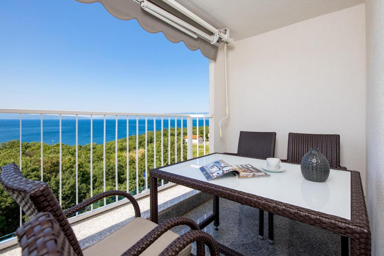 קוסטרנה Apartment Kvarner View מראה חיצוני תמונה