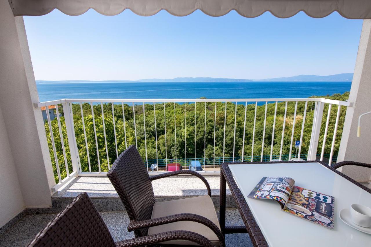 קוסטרנה Apartment Kvarner View מראה חיצוני תמונה