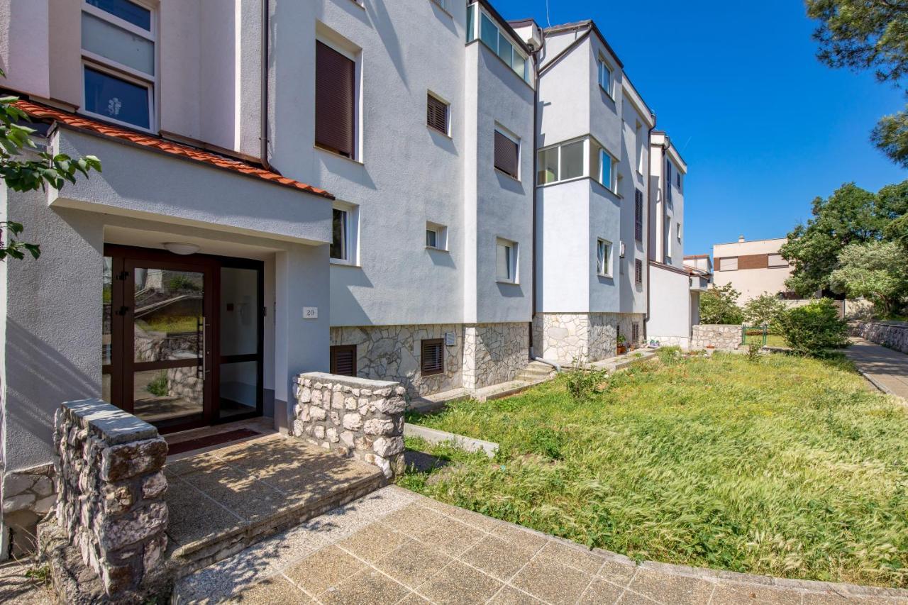 קוסטרנה Apartment Kvarner View מראה חיצוני תמונה