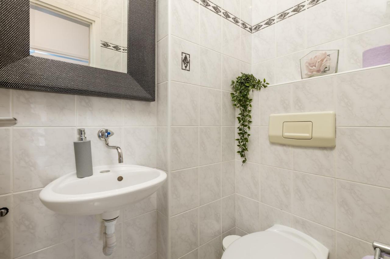 קוסטרנה Apartment Kvarner View מראה חיצוני תמונה